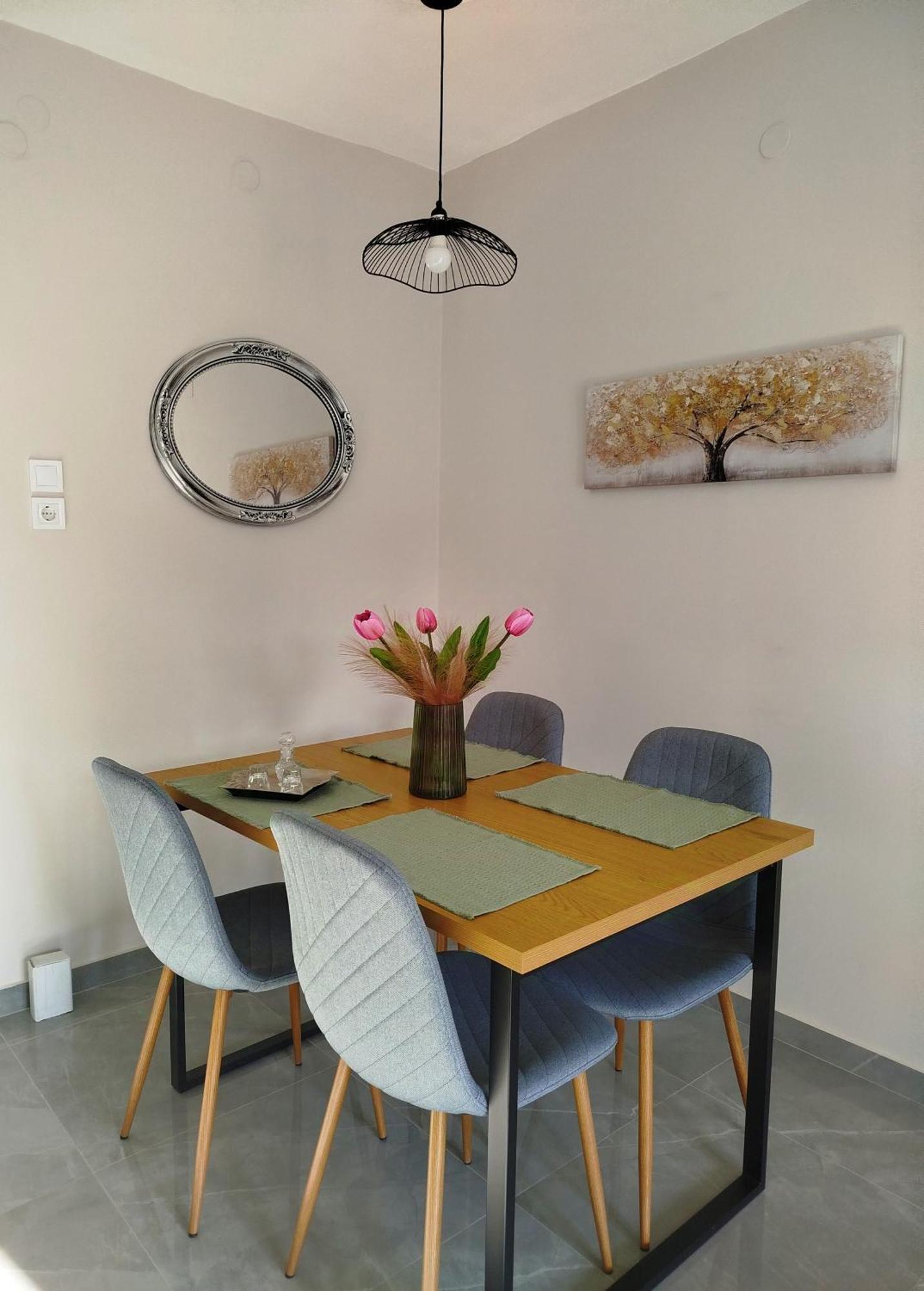 Ioannis Apartment